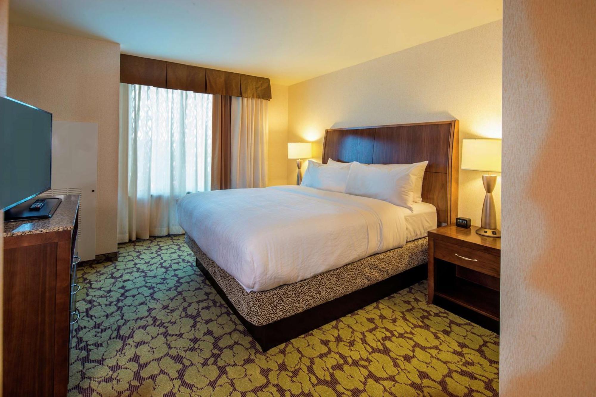 Hilton Garden Inn Uniontown Exterior photo