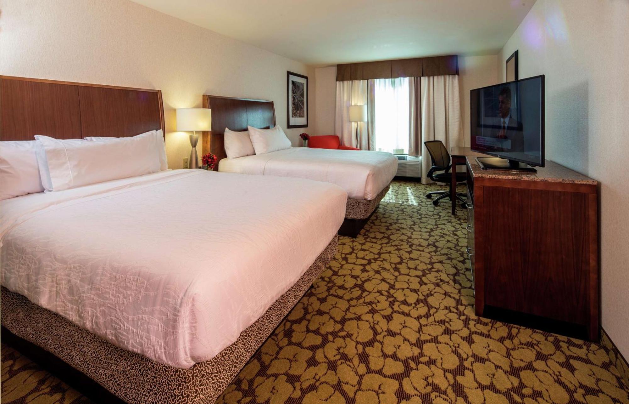 Hilton Garden Inn Uniontown Exterior photo