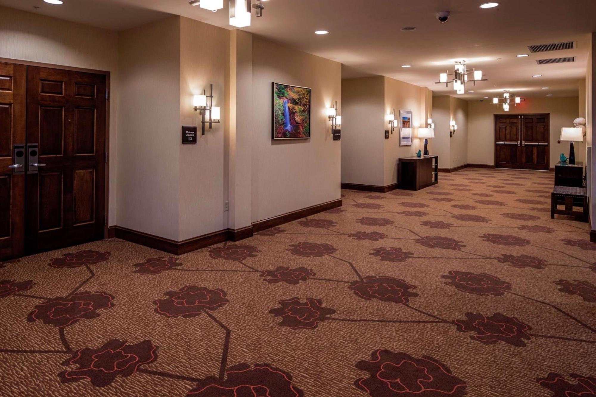 Hilton Garden Inn Uniontown Exterior photo