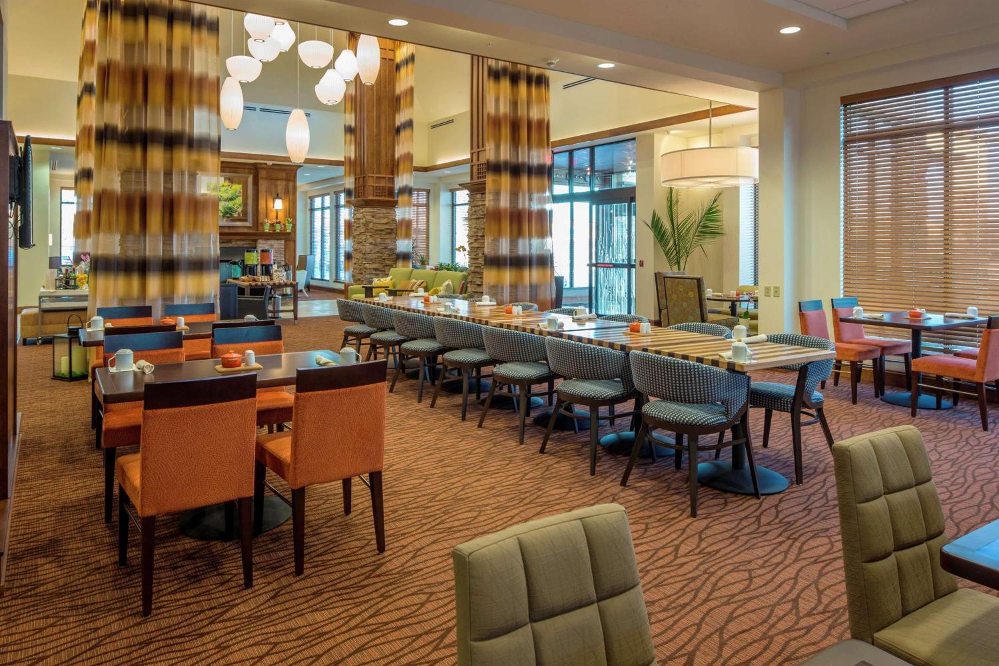 Hilton Garden Inn Uniontown Exterior photo